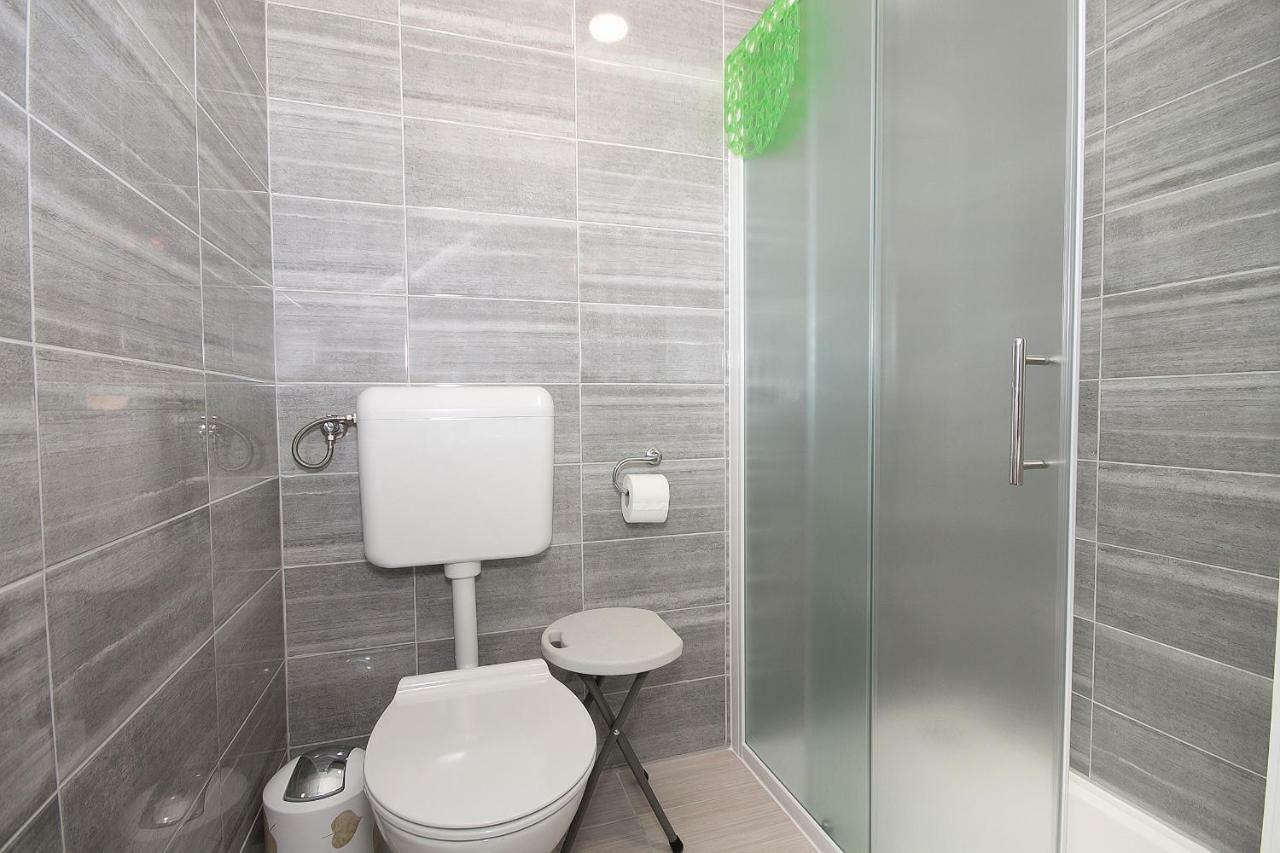 Apartment Josipa Seliste Dreznicko Ngoại thất bức ảnh